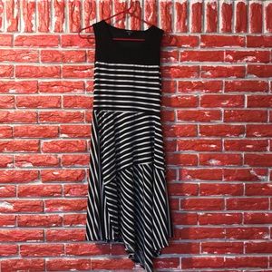 Black/white striped dress❤️